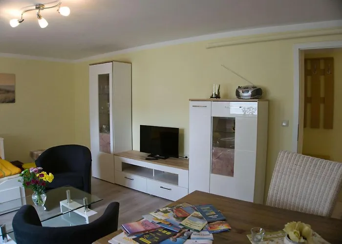 F-1041 Greta Sellin (Rugen)